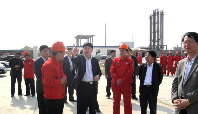 東營市委副書記、市長趙豪志到公司項目工地現(xiàn)場辦公